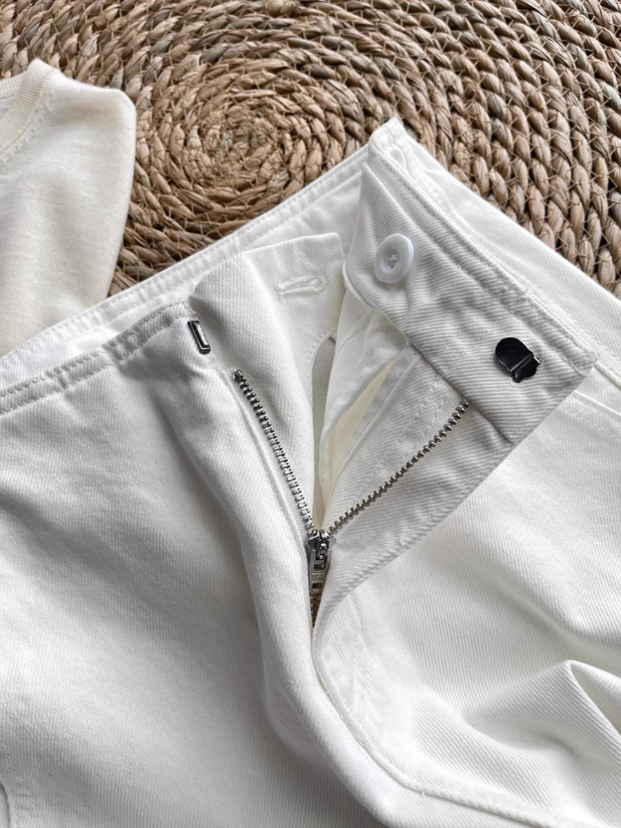 Women's High-Waist Cropped Cocoon Jeans - White - Image 3